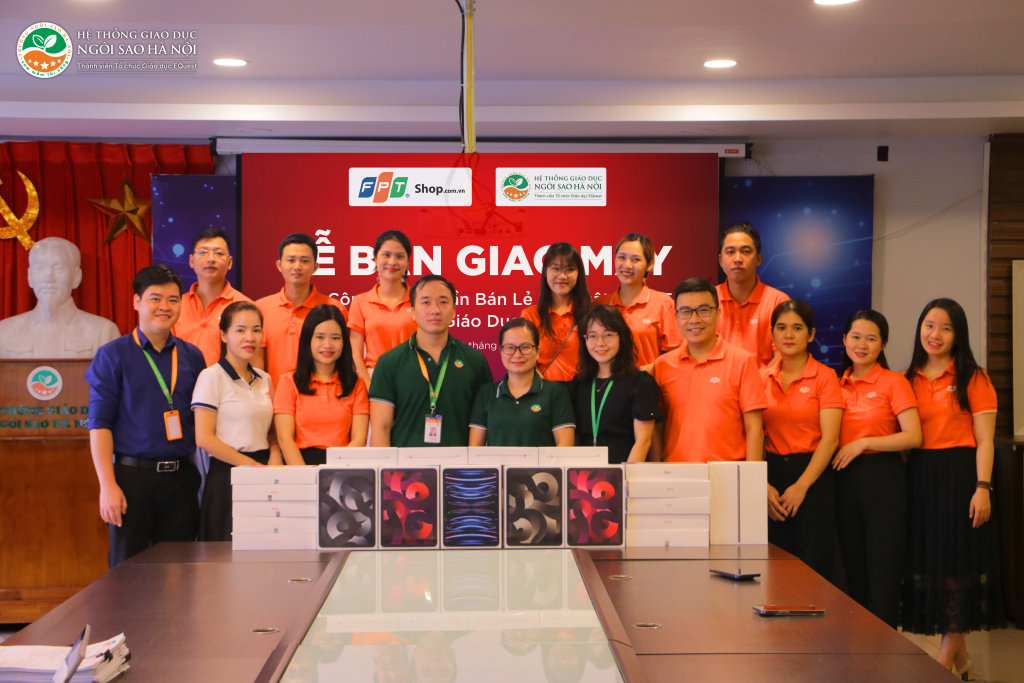 ban-giao-ipad-1024x683-2